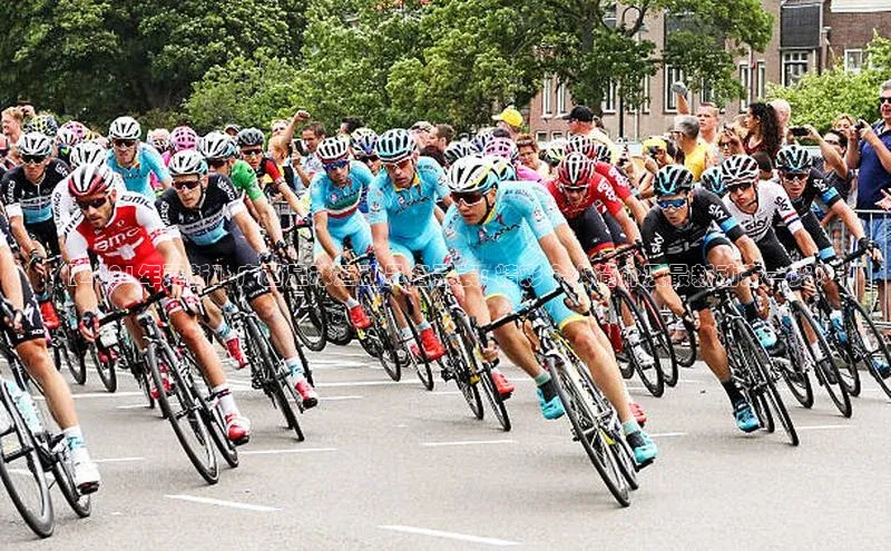 艾弗森代言贝博的广告视频视觉中国【2021年更新】广西足球运动员名录表: 精彩个人简介及最新动态一览！